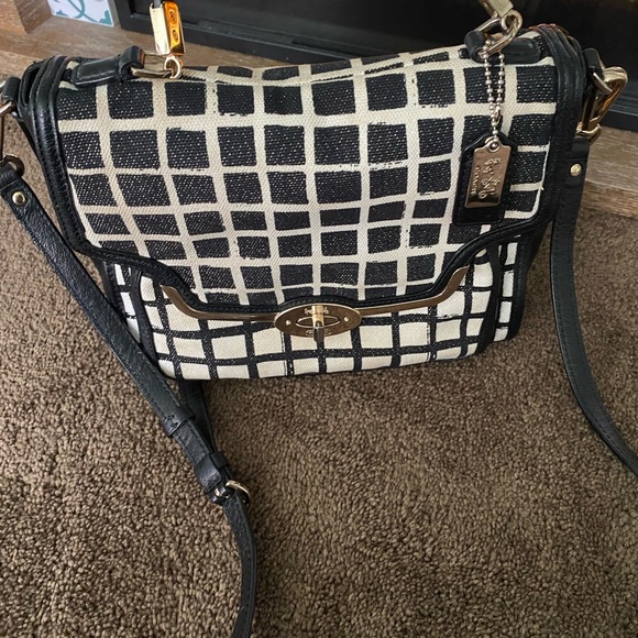 😍AUTHENTIC LINEN & LEATHER COACH BAG‼️ - Picture 3 of 16